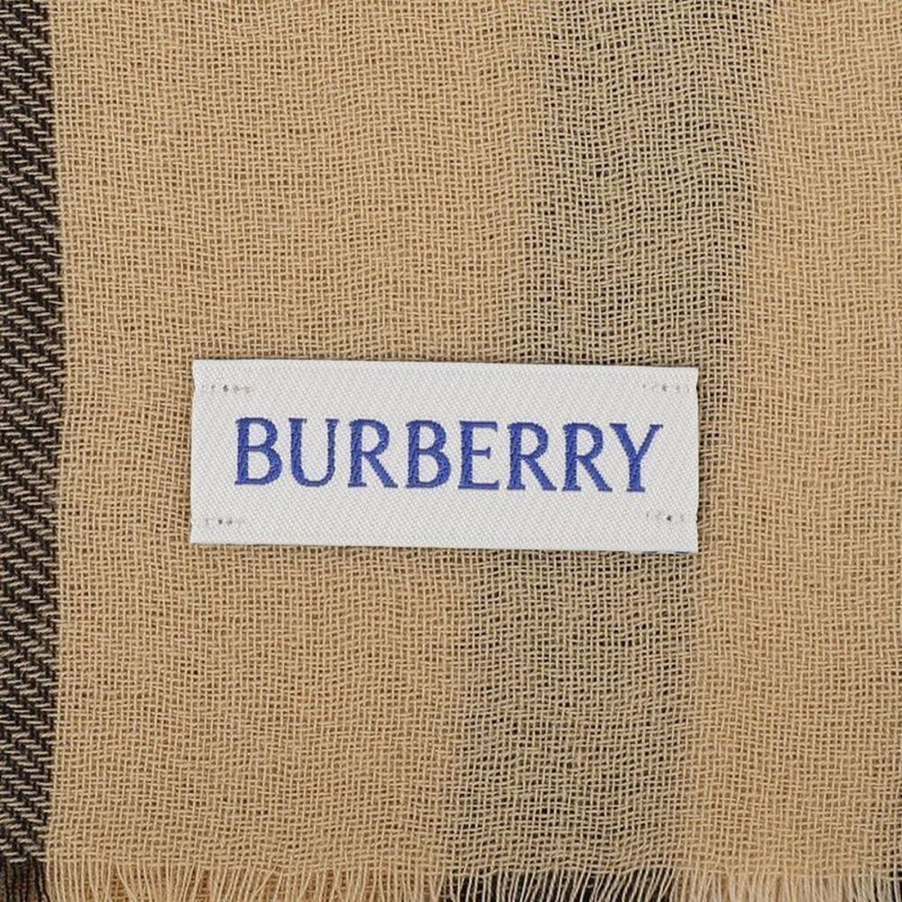 Check Wool Scarf - Picture 7 of 7